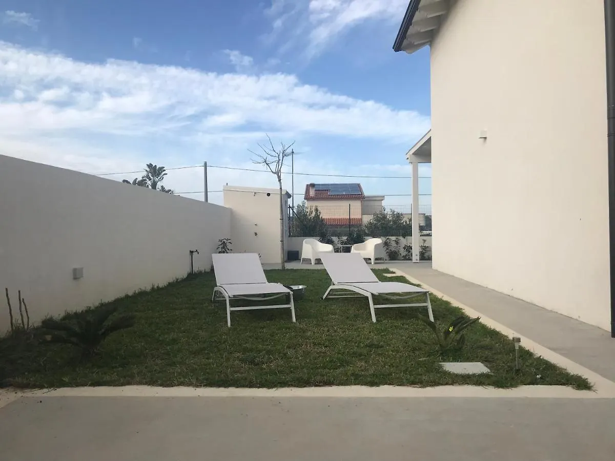 Casa Lau Villa Marzamemi 0*,  Italia